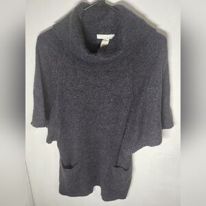 Women's Lucy & Laurel Small Gray Turtleneck Short Sleeves with pockets